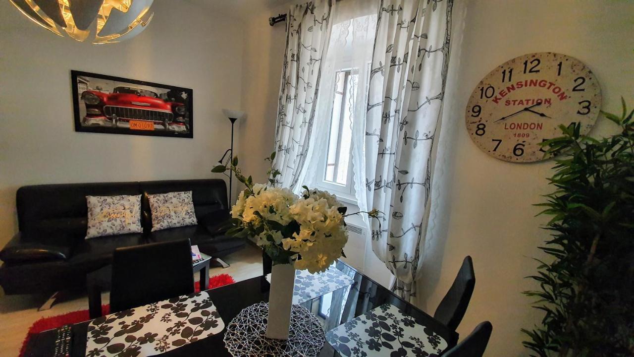 Apartments Paris อูมัค ภายนอก รูปภาพ