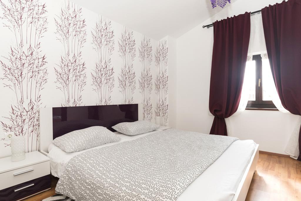 Apartments Paris อูมัค ห้อง รูปภาพ