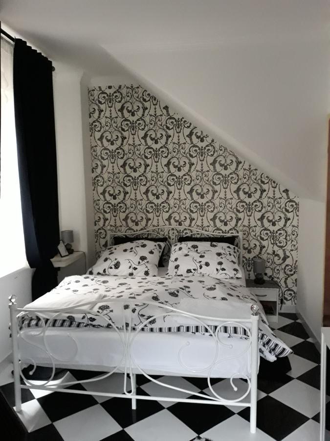 Apartments Paris อูมัค ภายนอก รูปภาพ